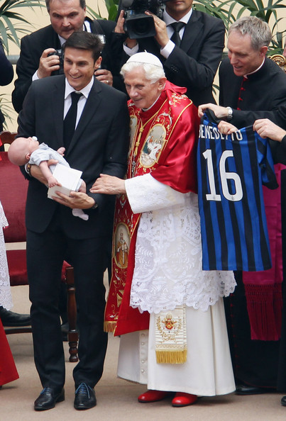 Javier+Zanetti+Pope+Benedict+XVI+Attends+2012+0iyHYexfQP0l